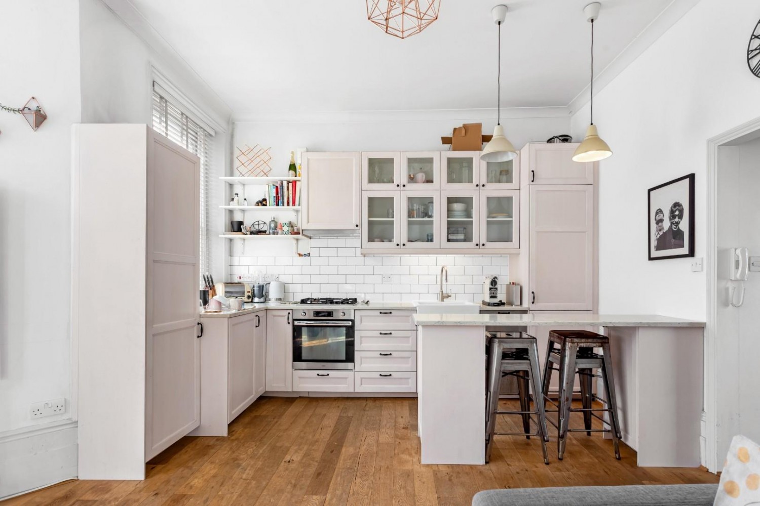 Albion Road, London, N16