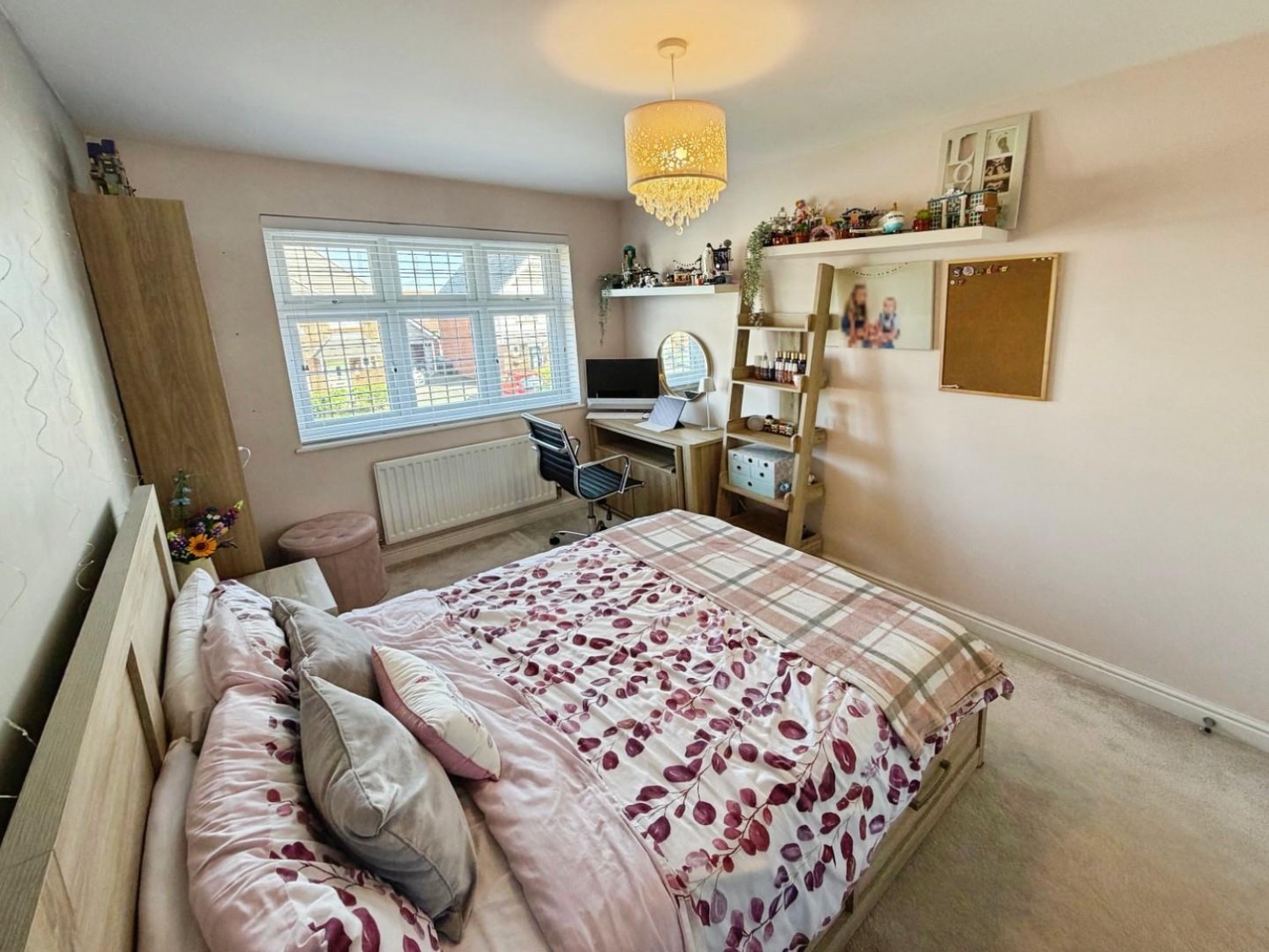 Collingswood Close, Little Sutton