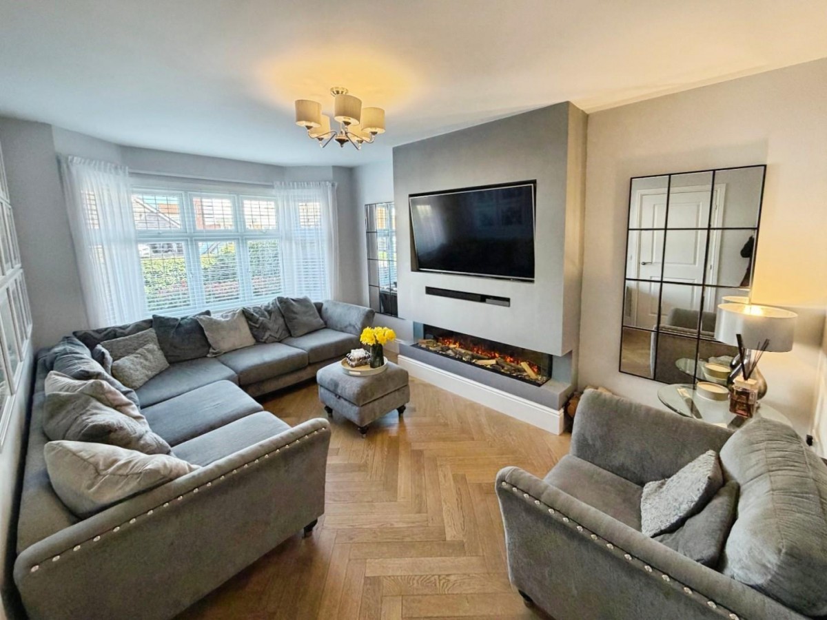 Collingswood Close, Little Sutton