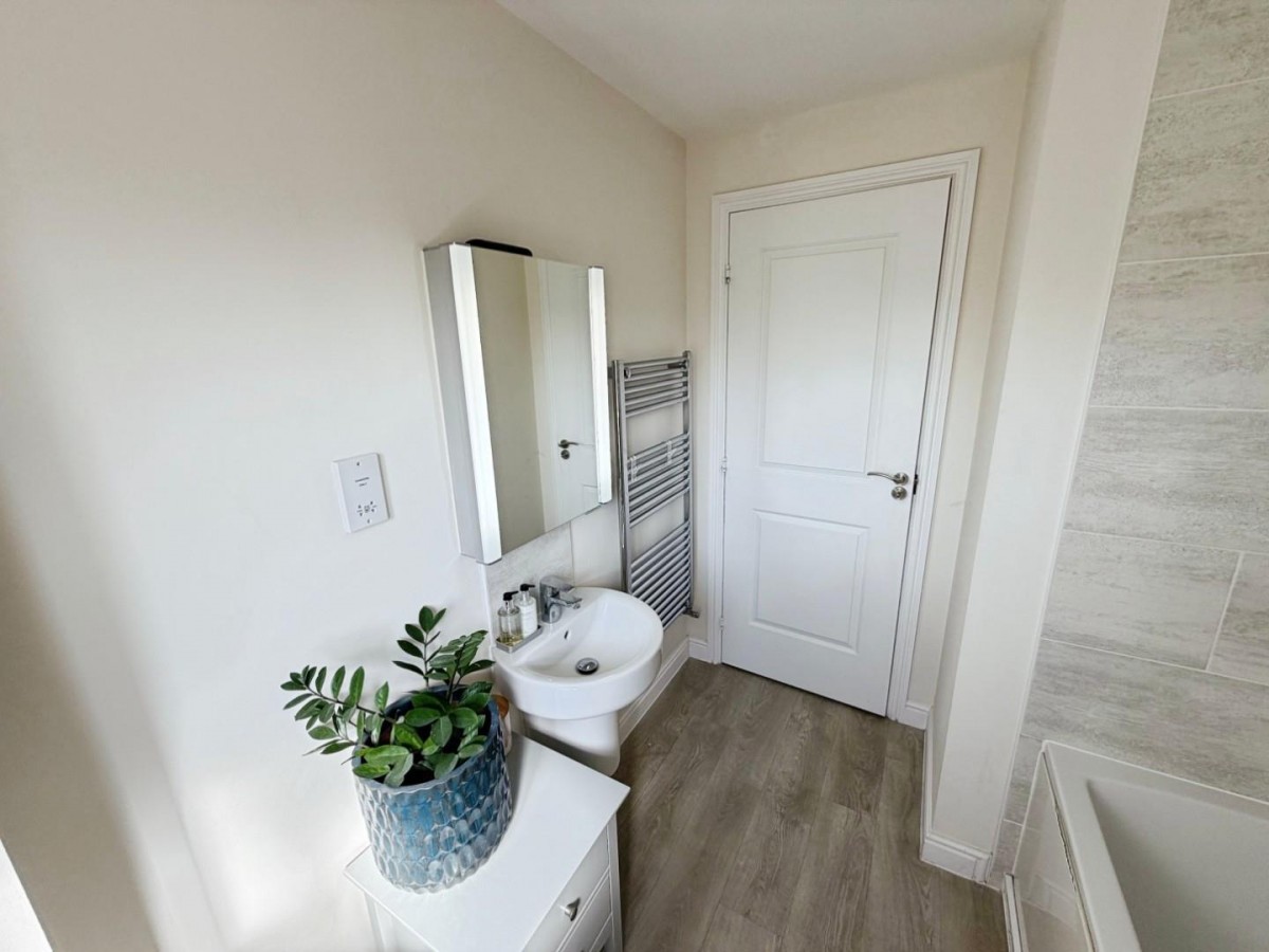 Collingswood Close, Little Sutton