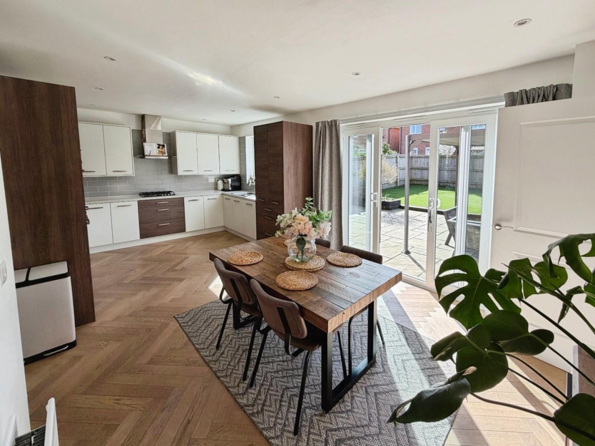 Collingswood Close, Little Sutton