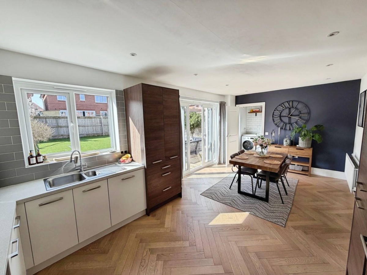 Collingswood Close, Little Sutton