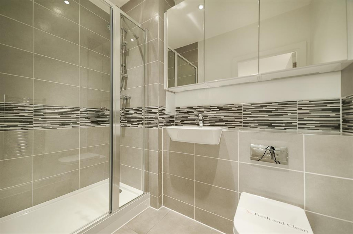 Smithies Court, London, N16