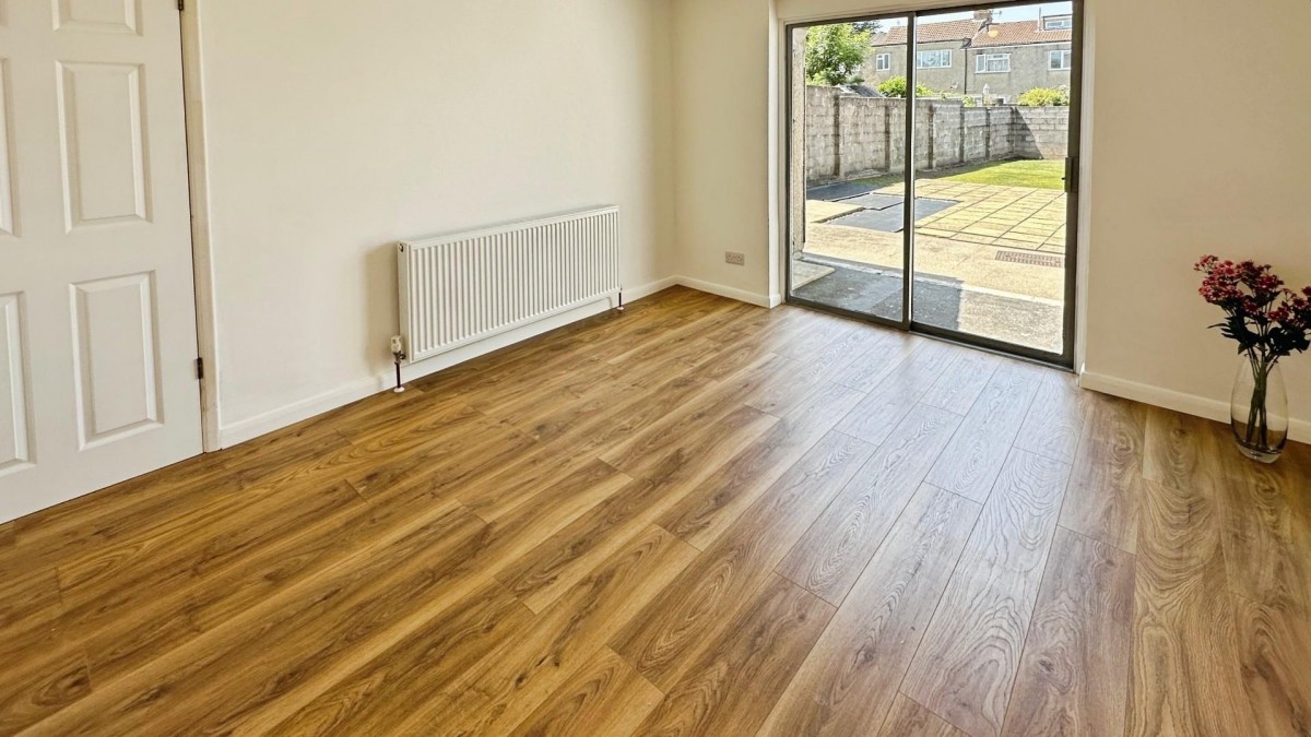 Alma Road, Kingswood