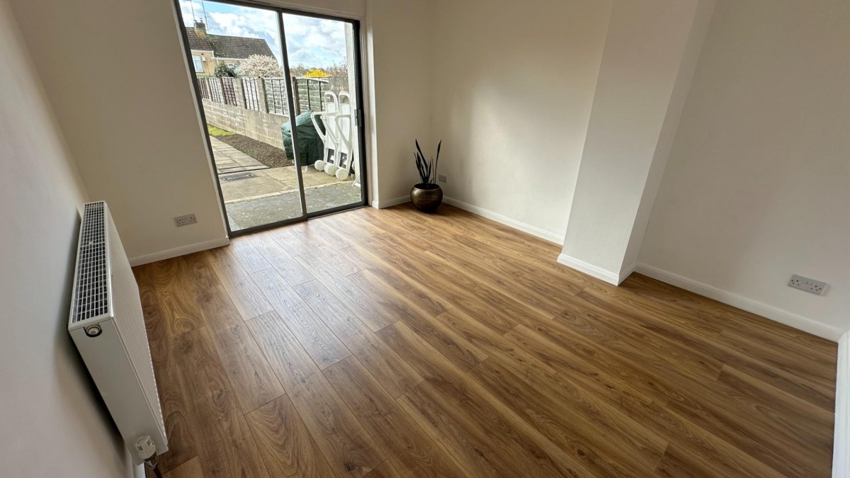 Alma Road, Kingswood