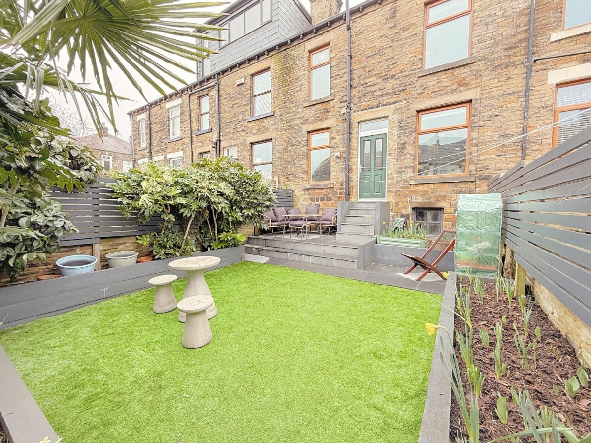 Pembroke Road, Pudsey, LS28