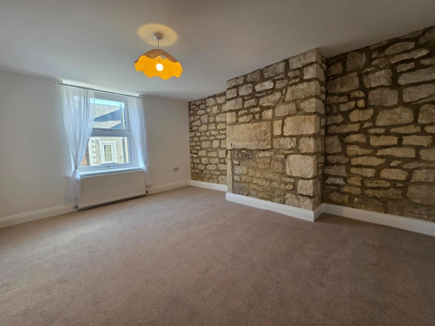 Westward Road, Stroud