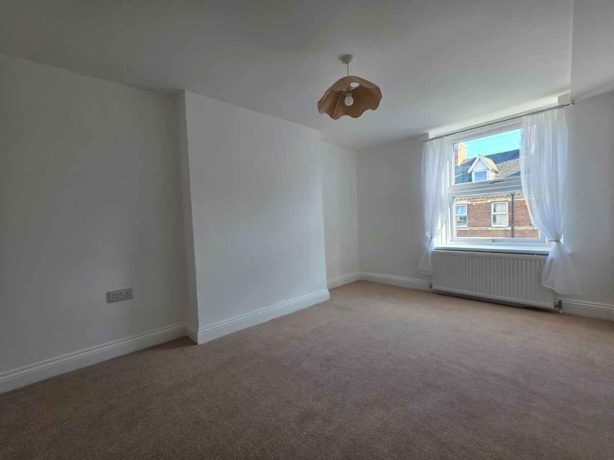 Westward Road, Stroud