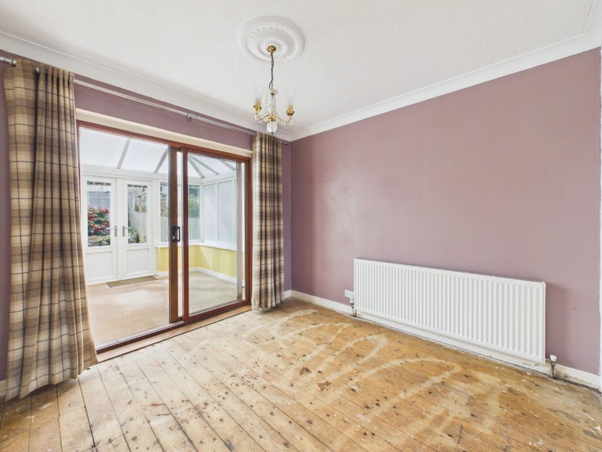 Warren Lane, Bingley