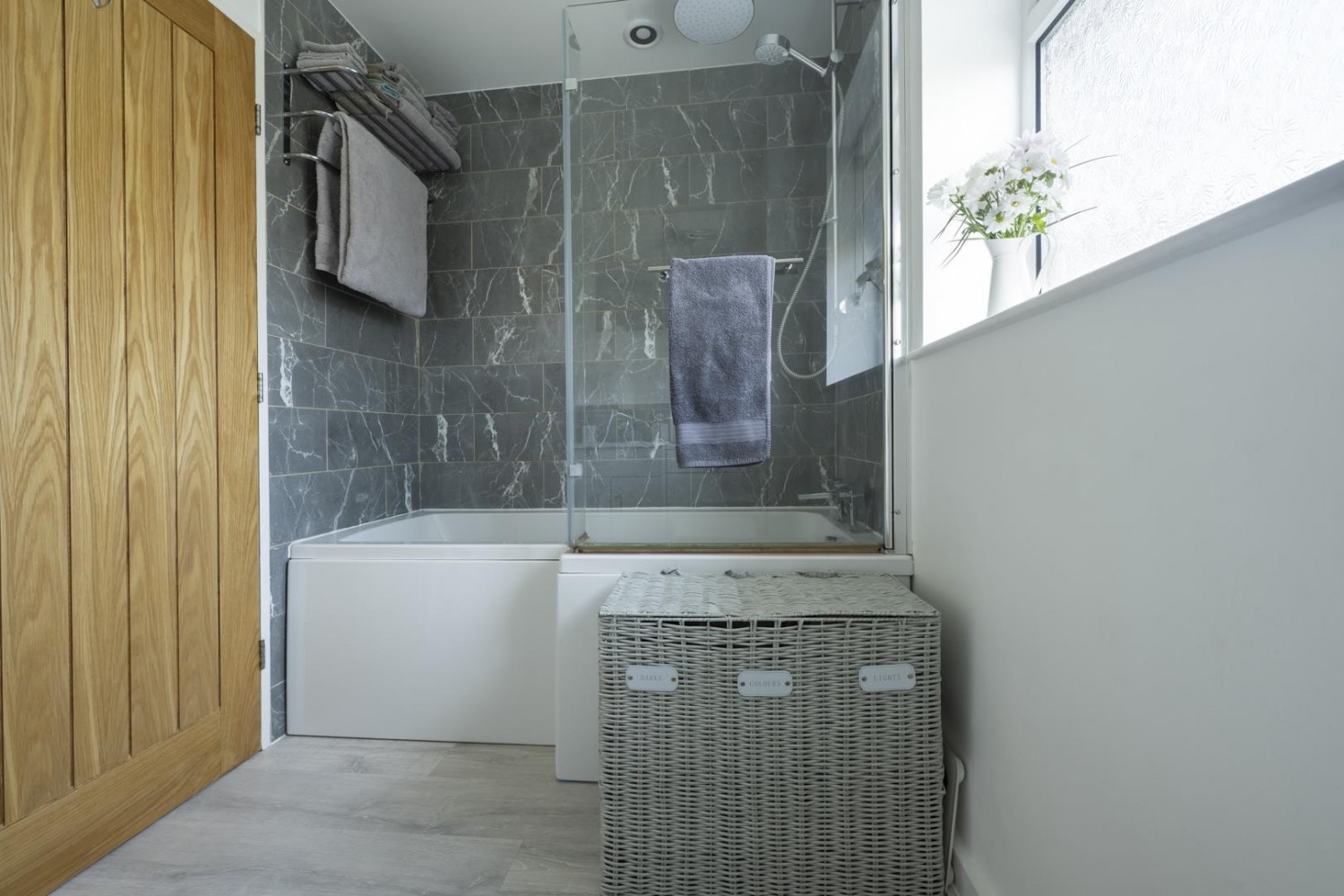 Tiverton Close, Kingswinford, DY6 8NZ