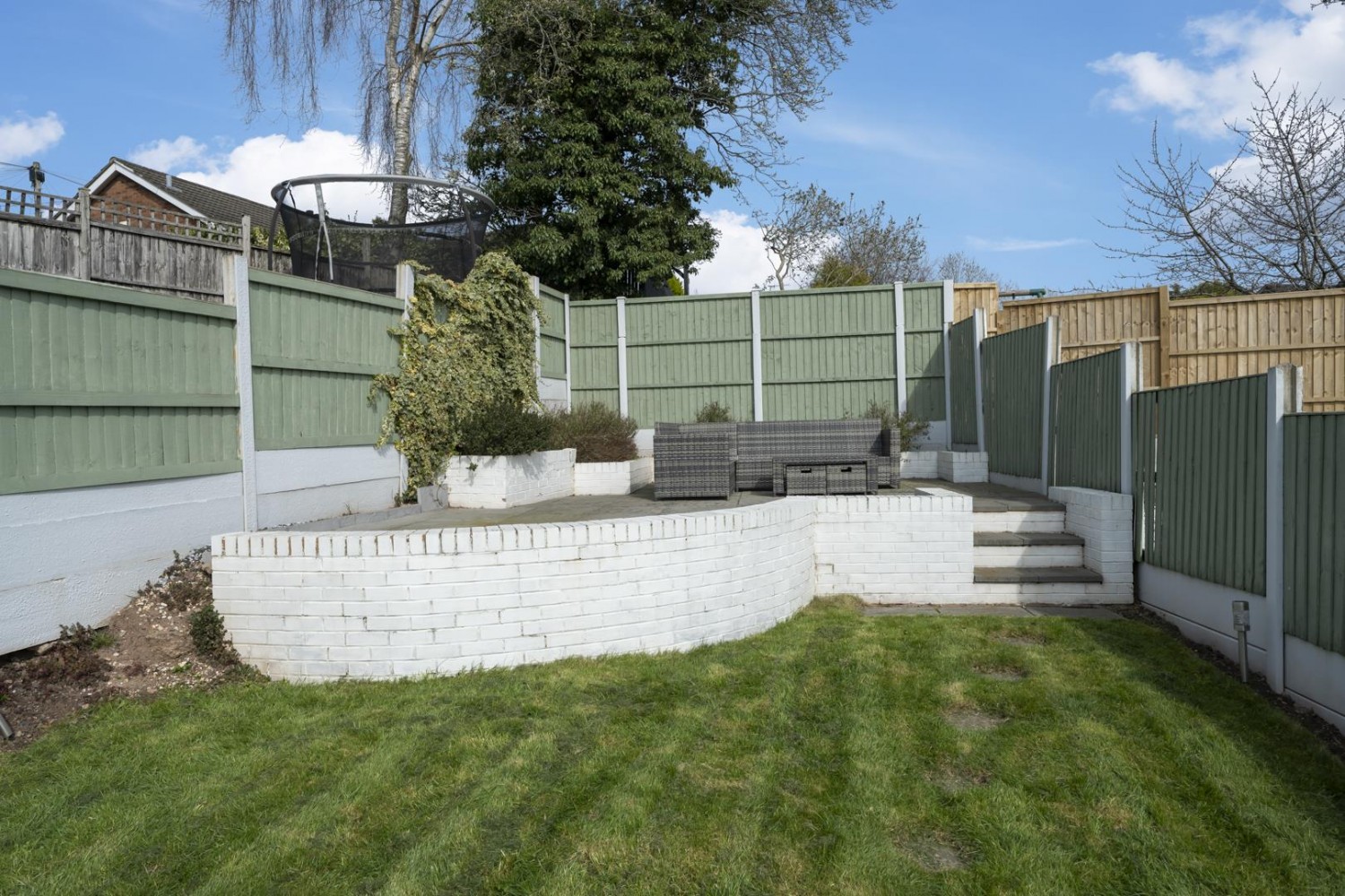 Tiverton Close, Kingswinford, DY6 8NZ