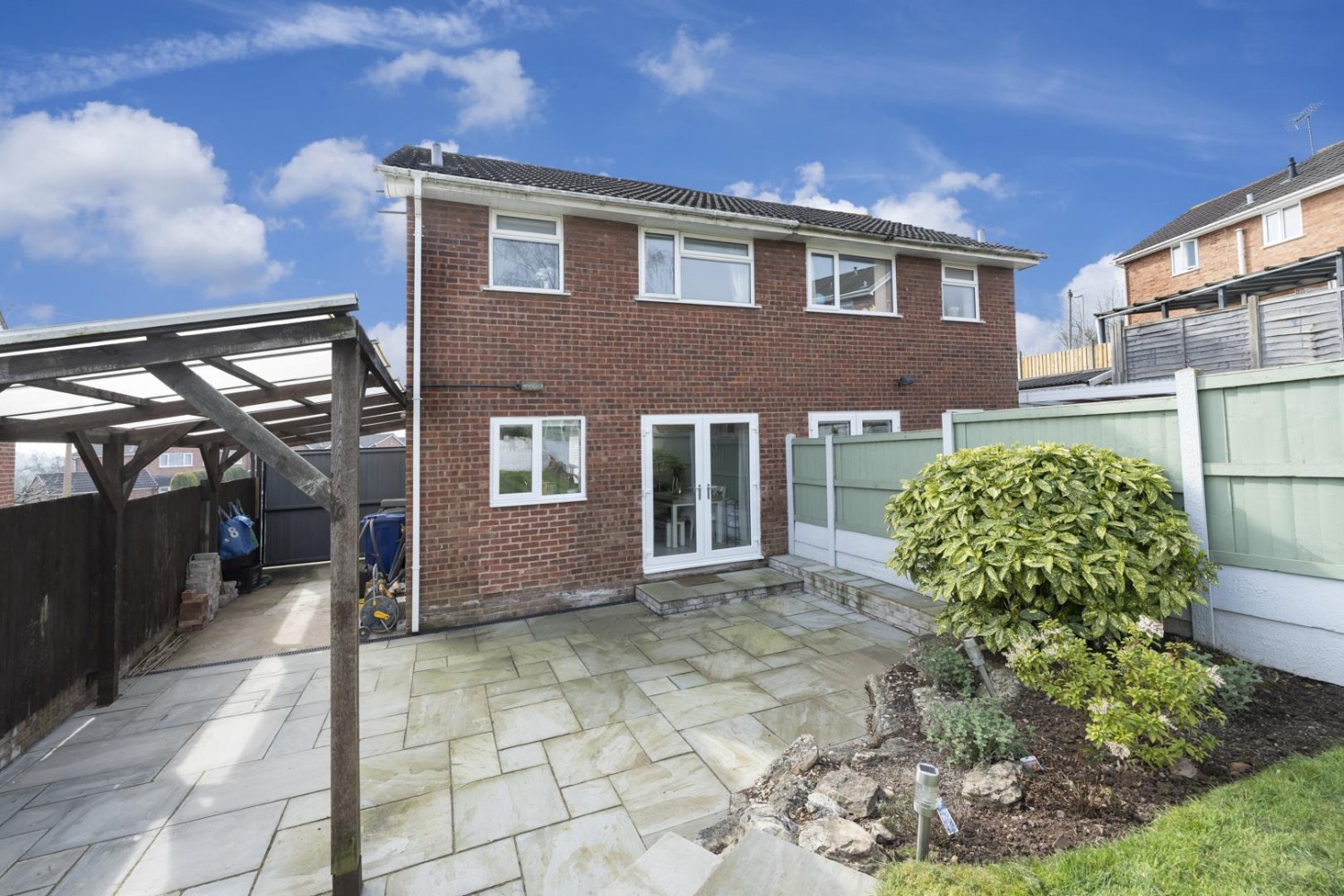 Tiverton Close, Kingswinford, DY6 8NZ