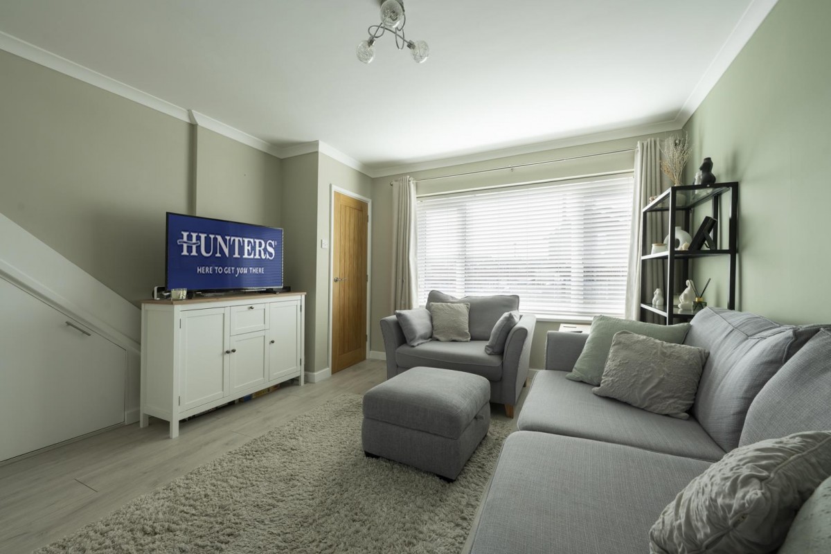 Tiverton Close, Kingswinford, DY6 8NZ