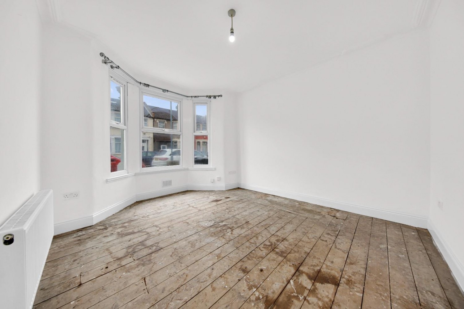 Henley Road, Ilford, IG1