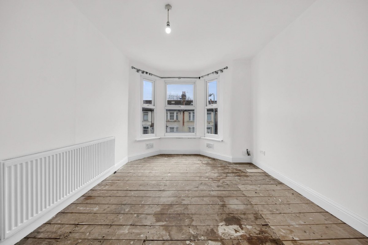 Henley Road, Ilford, IG1