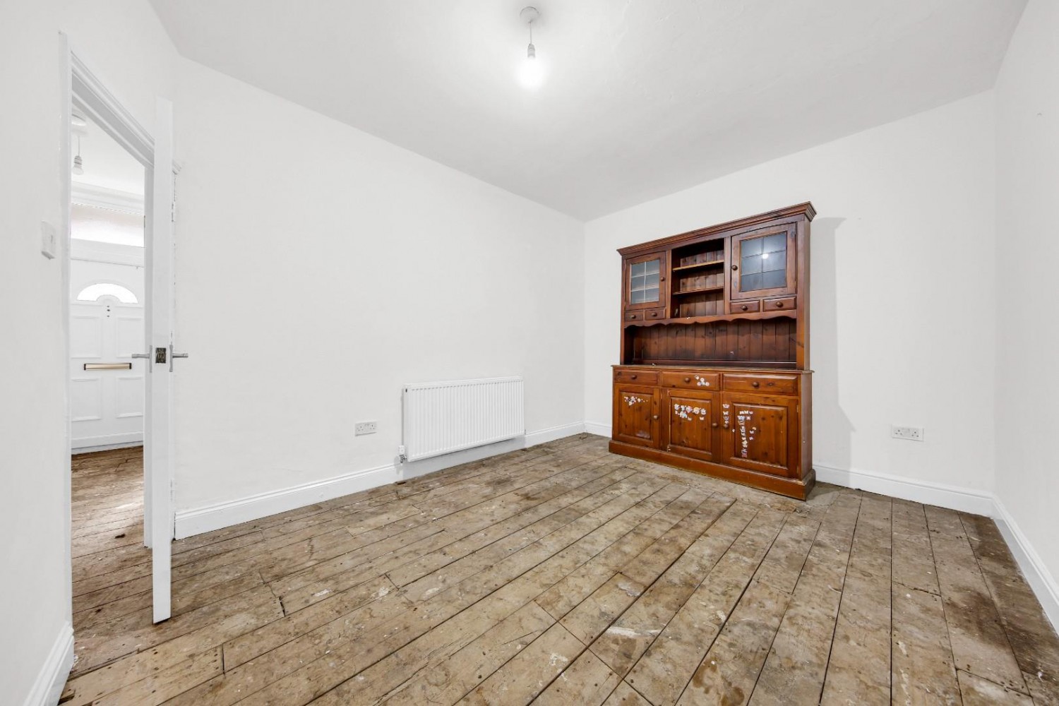 Henley Road, Ilford, IG1