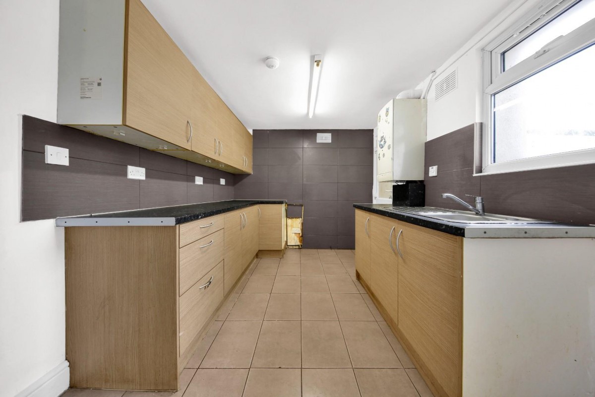 Henley Road, Ilford, IG1