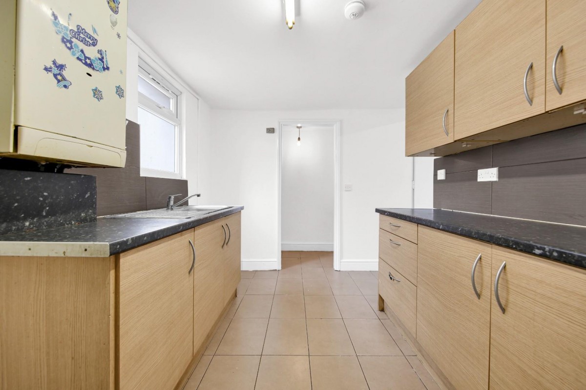 Henley Road, Ilford, IG1