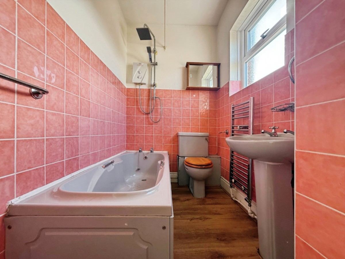 Albany Road, Stocksbridge, Sheffield, S36 1AL