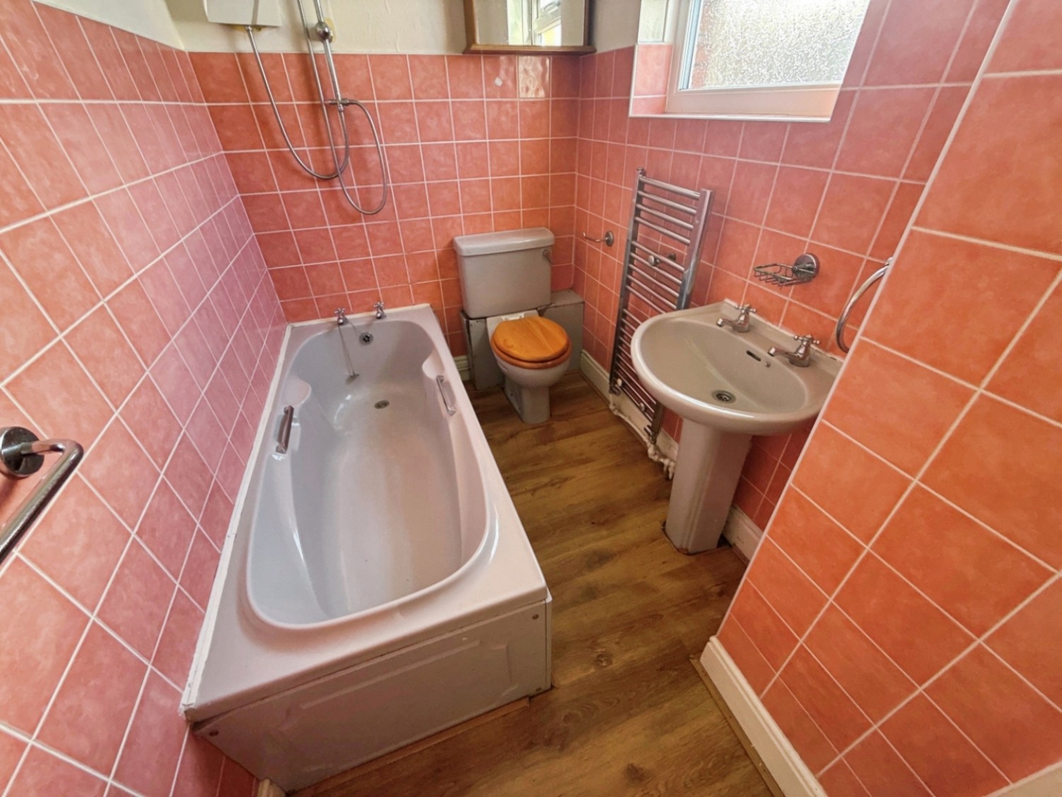 3 bedroom House for sale in Albany Road, Stocksbridge, Sheffield, S36 1AL
