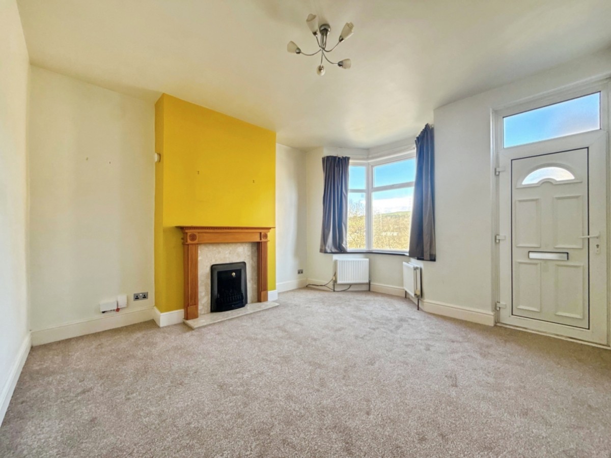Albany Road, Stocksbridge, Sheffield, S36 1AL