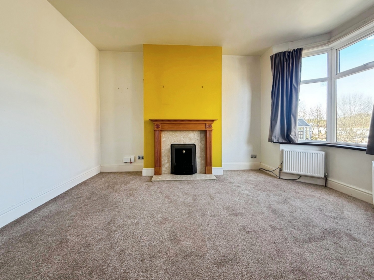 3 bedroom House for sale in Albany Road, Stocksbridge, Sheffield, S36 1AL
