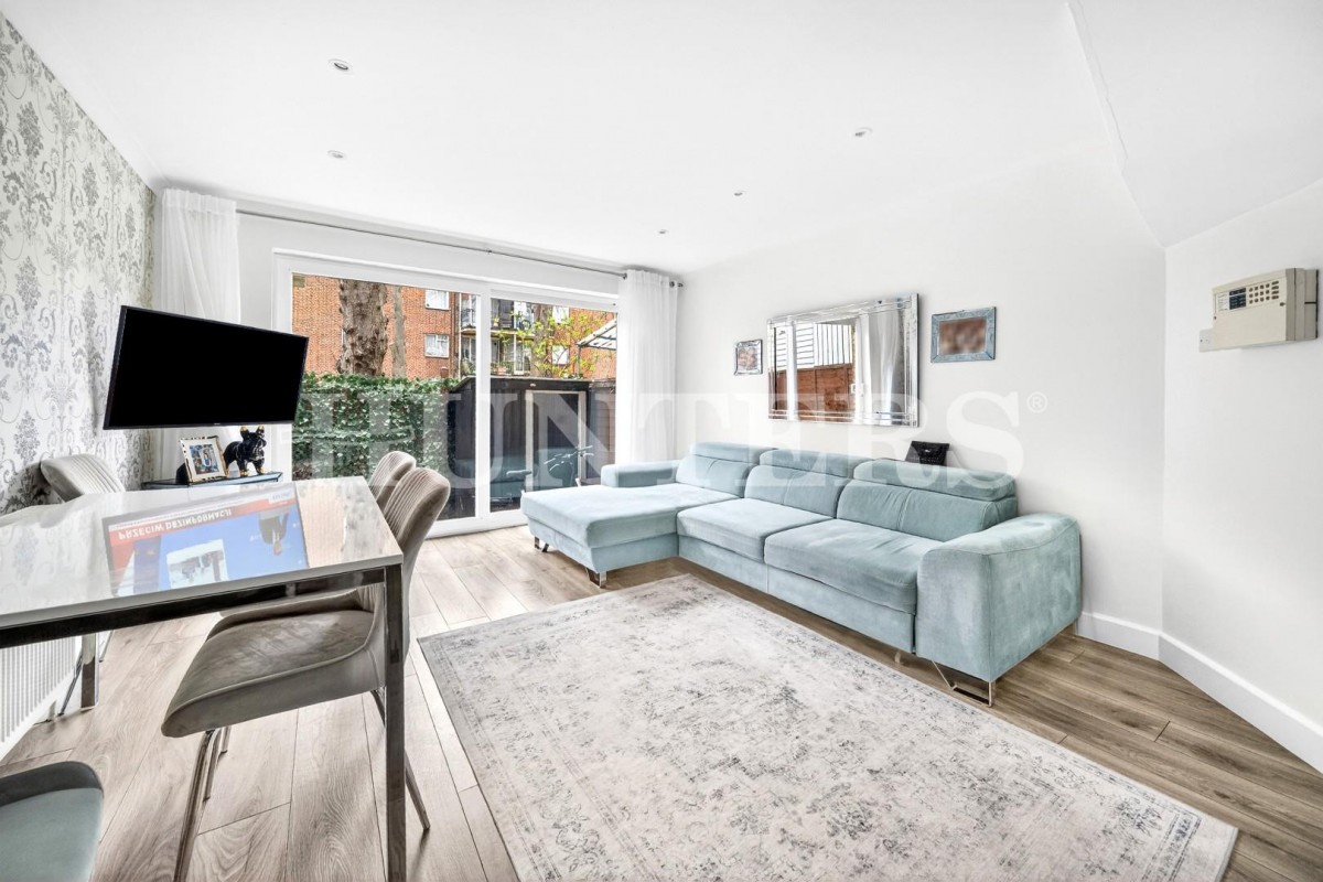 Morland Place, London, N15