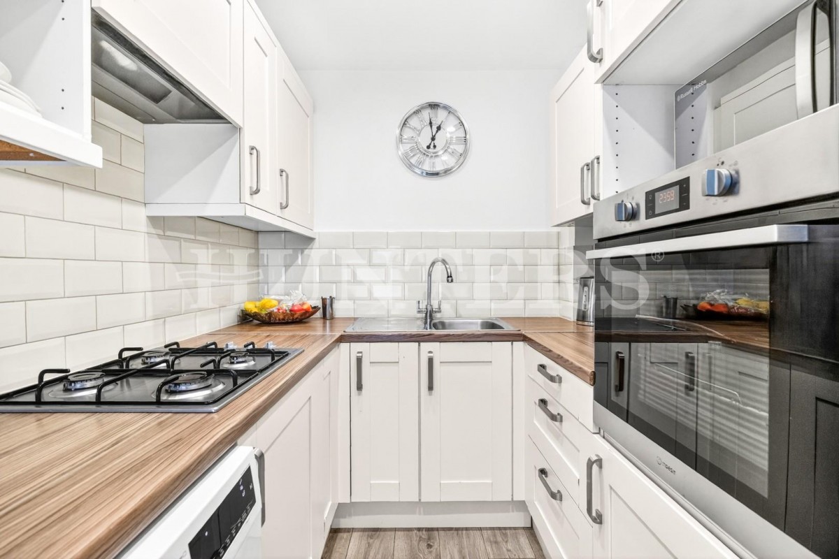 Morland Place, London, N15