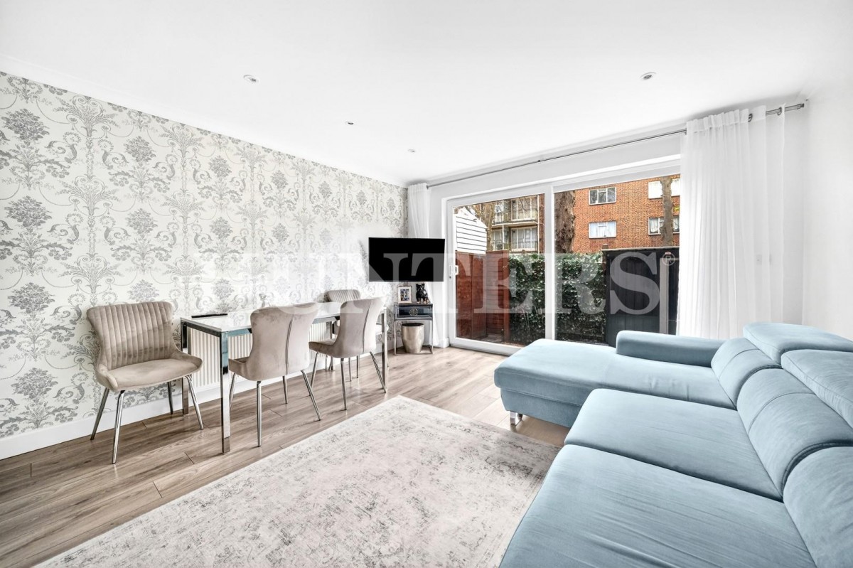 Morland Place, London, N15