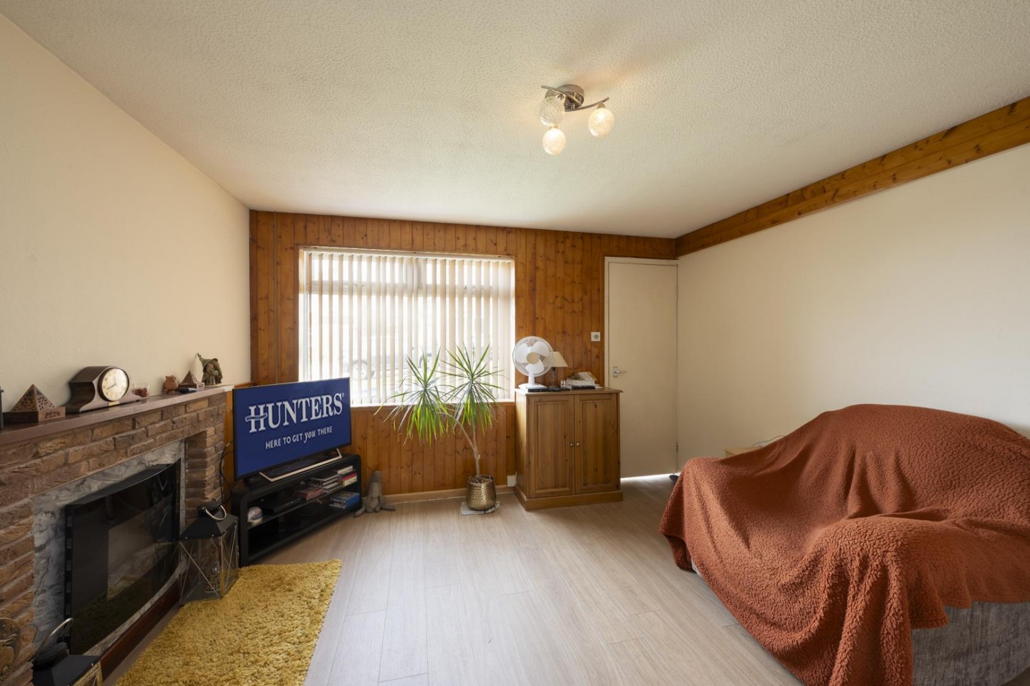 Ragees Road, Kingswinford, DY6 8NQ