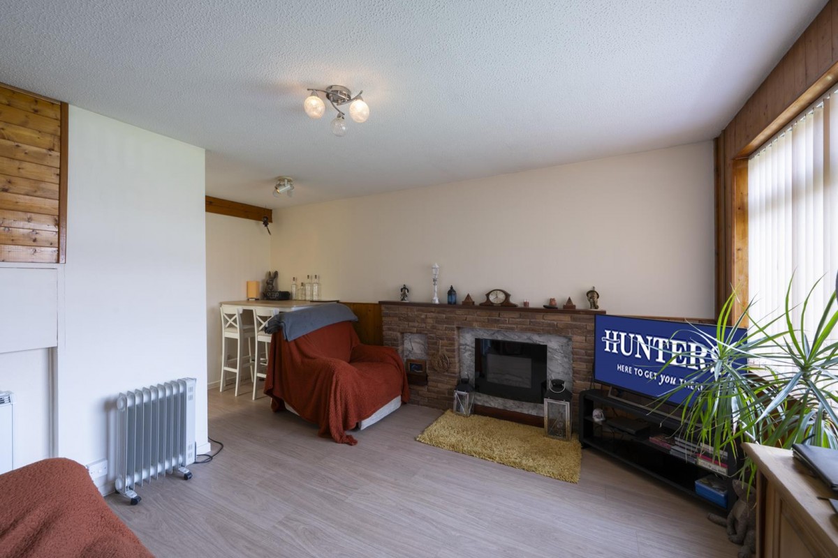 Ragees Road, Kingswinford, DY6 8NQ