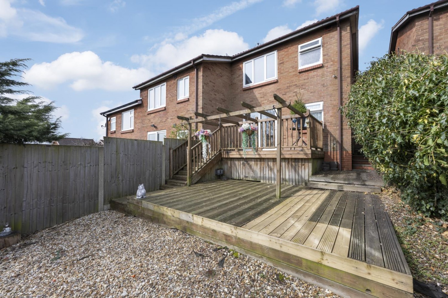 Ragees Road, Kingswinford, DY6 8NQ