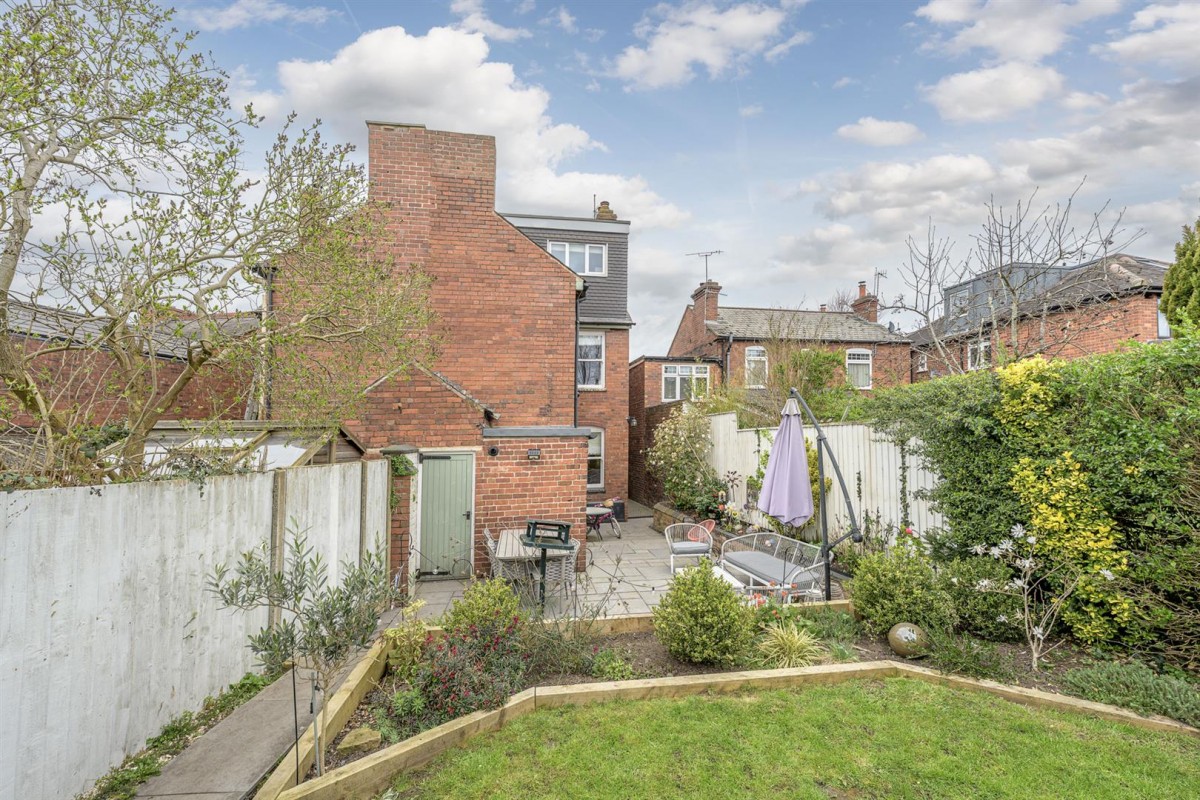 Bowling Green Road, Stourbridge, DY8 3RZ