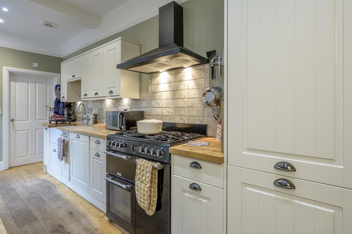 Bowling Green Road, Stourbridge, DY8 3RZ