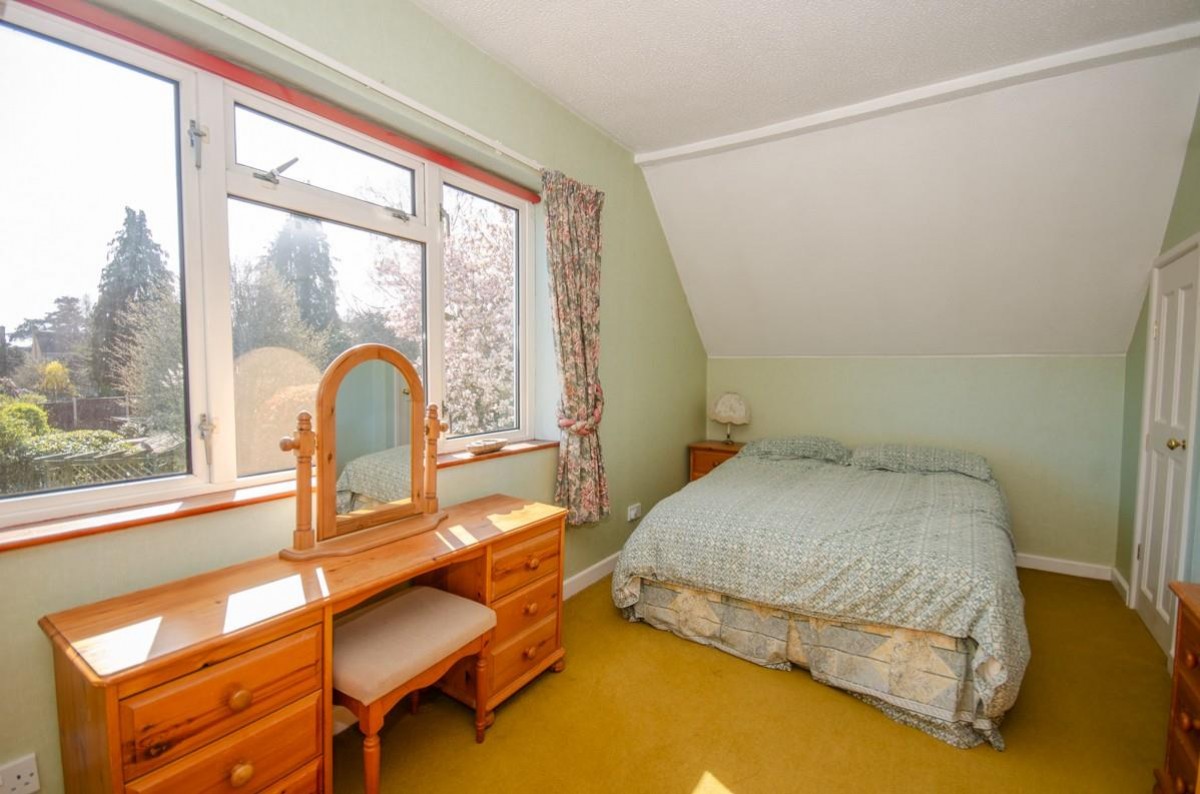 Park Crescent, Frenchay, Bristol, BS16 1PD