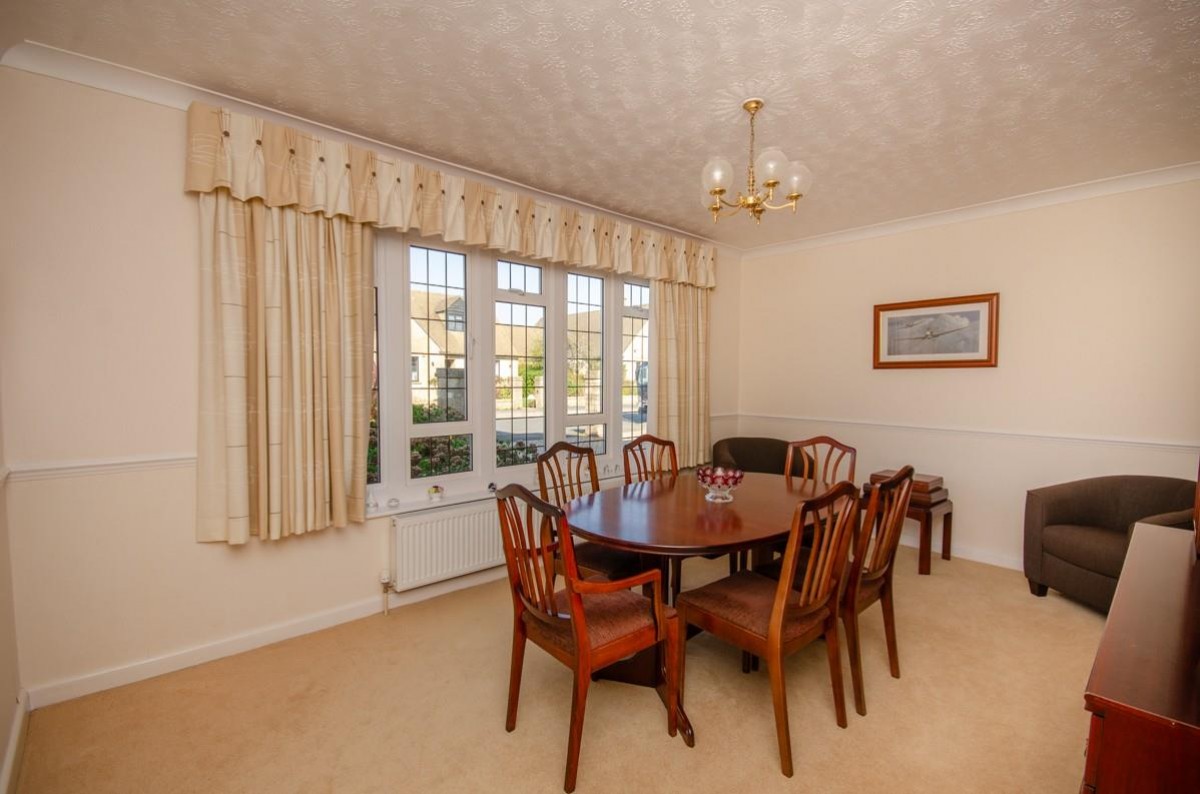 Park Crescent, Frenchay, Bristol, BS16 1PD