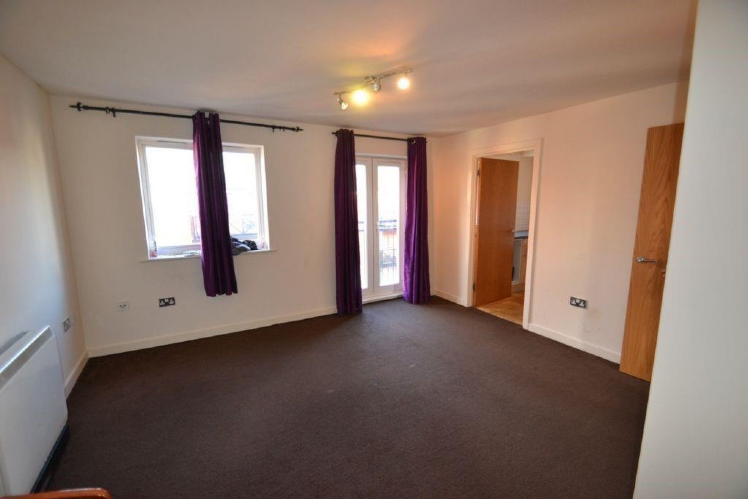 Hevingham Drive, Romford, Essex, RM6 4UA