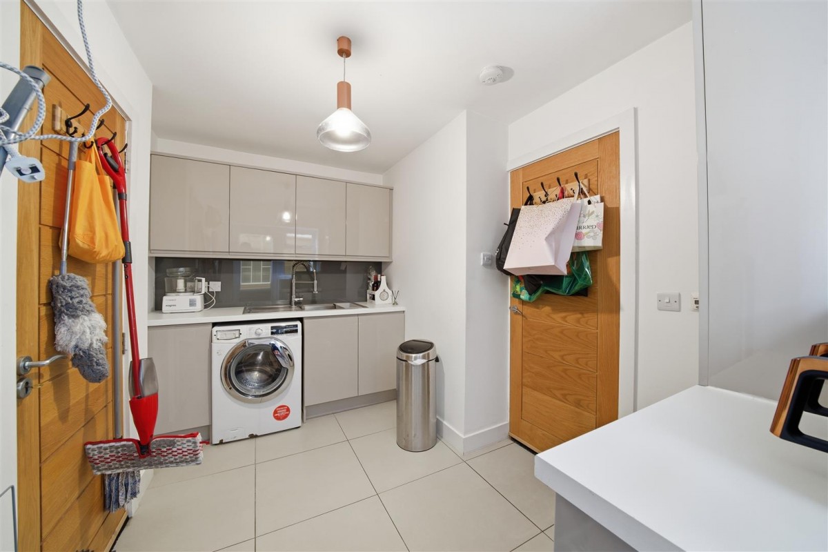 Ferndale Park, Stourbridge, DY9 0RB