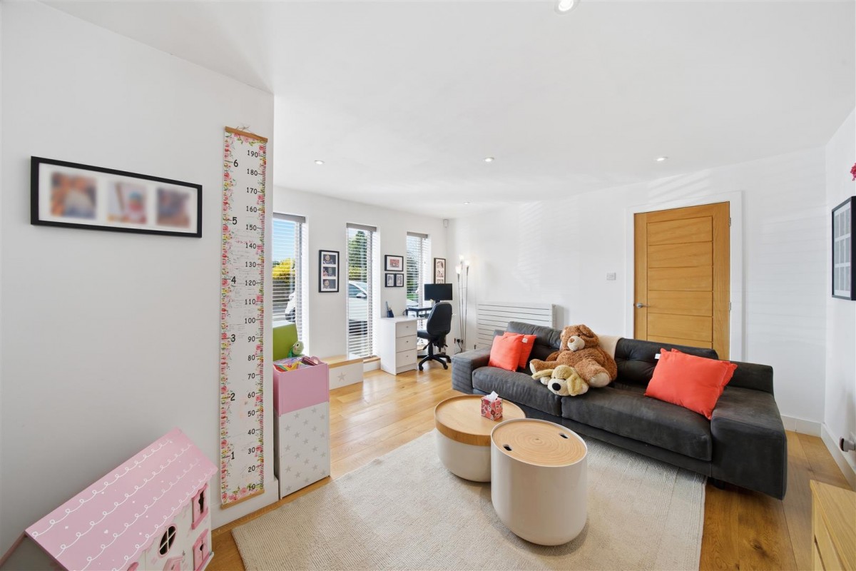 Ferndale Park, Stourbridge, DY9 0RB