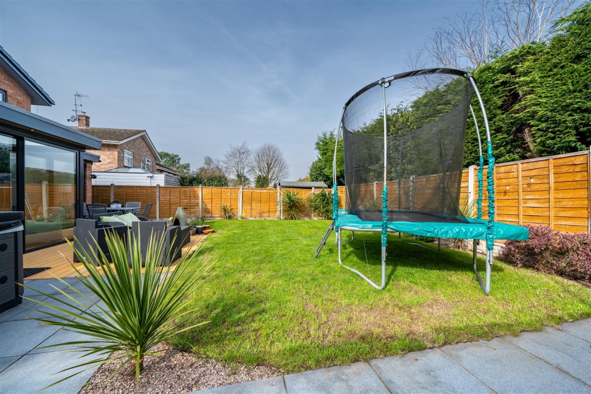 Ferndale Park, Stourbridge, DY9 0RB