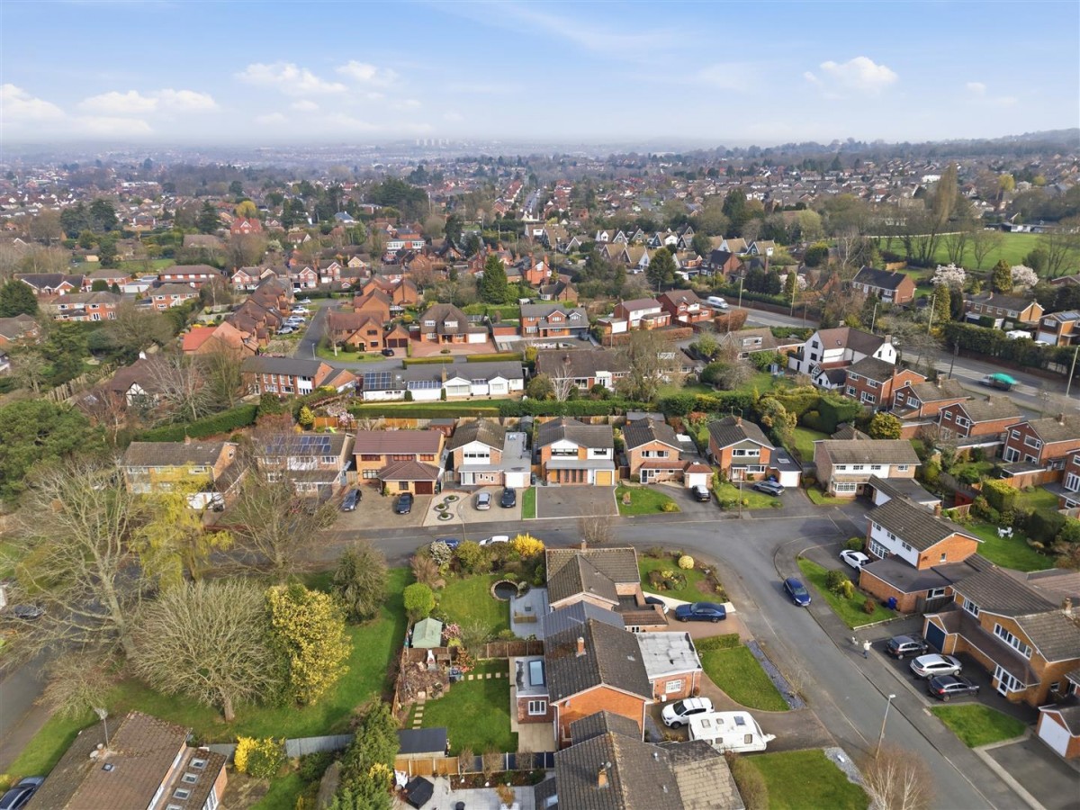 Ferndale Park, Stourbridge, DY9 0RB