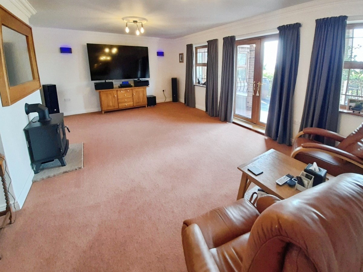 Summer Hill, Gainsborough, DN21 1HQ