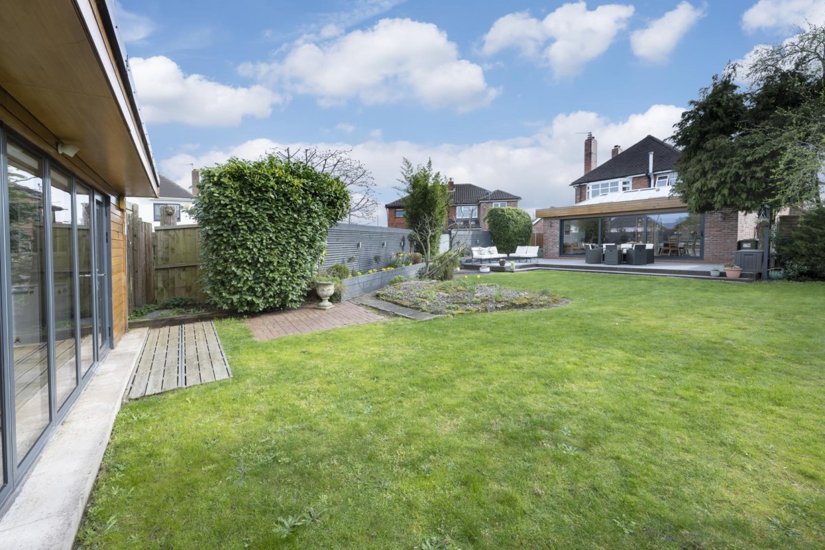 Windsor Road, Stourbridge, DY8 3BX