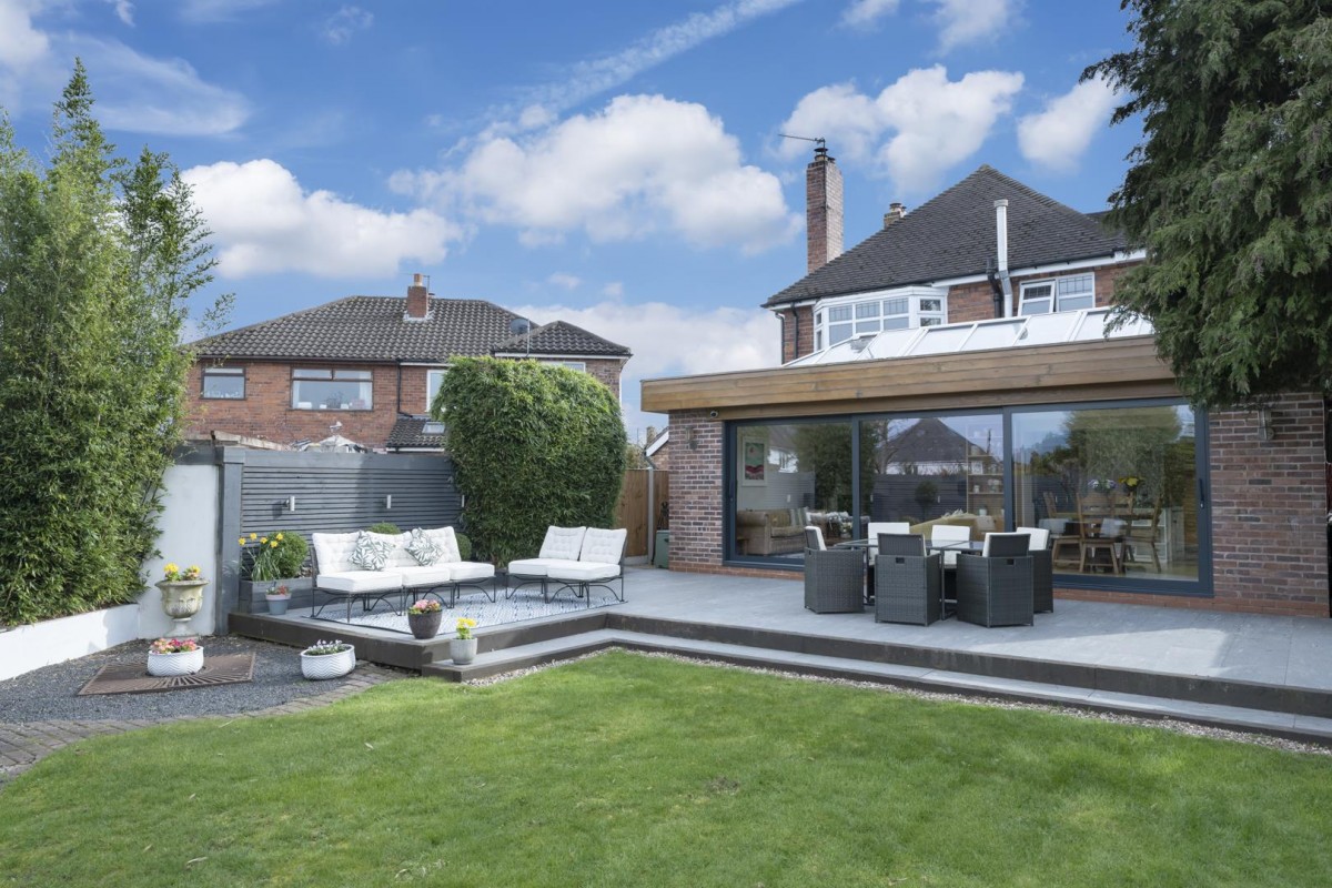 Windsor Road, Stourbridge, DY8 3BX