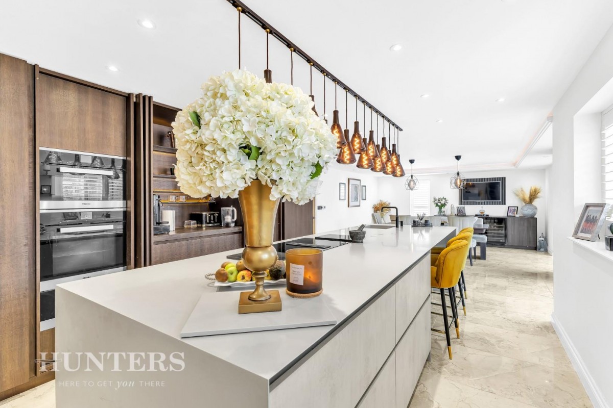 The Villas, Starring Road, Littleborough, OL15 8FH