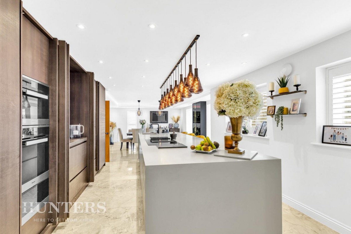 The Villas, Starring Road, Littleborough, OL15 8FH