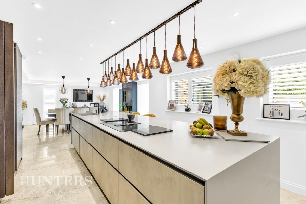 The Villas, Starring Road, Littleborough, OL15 8FH