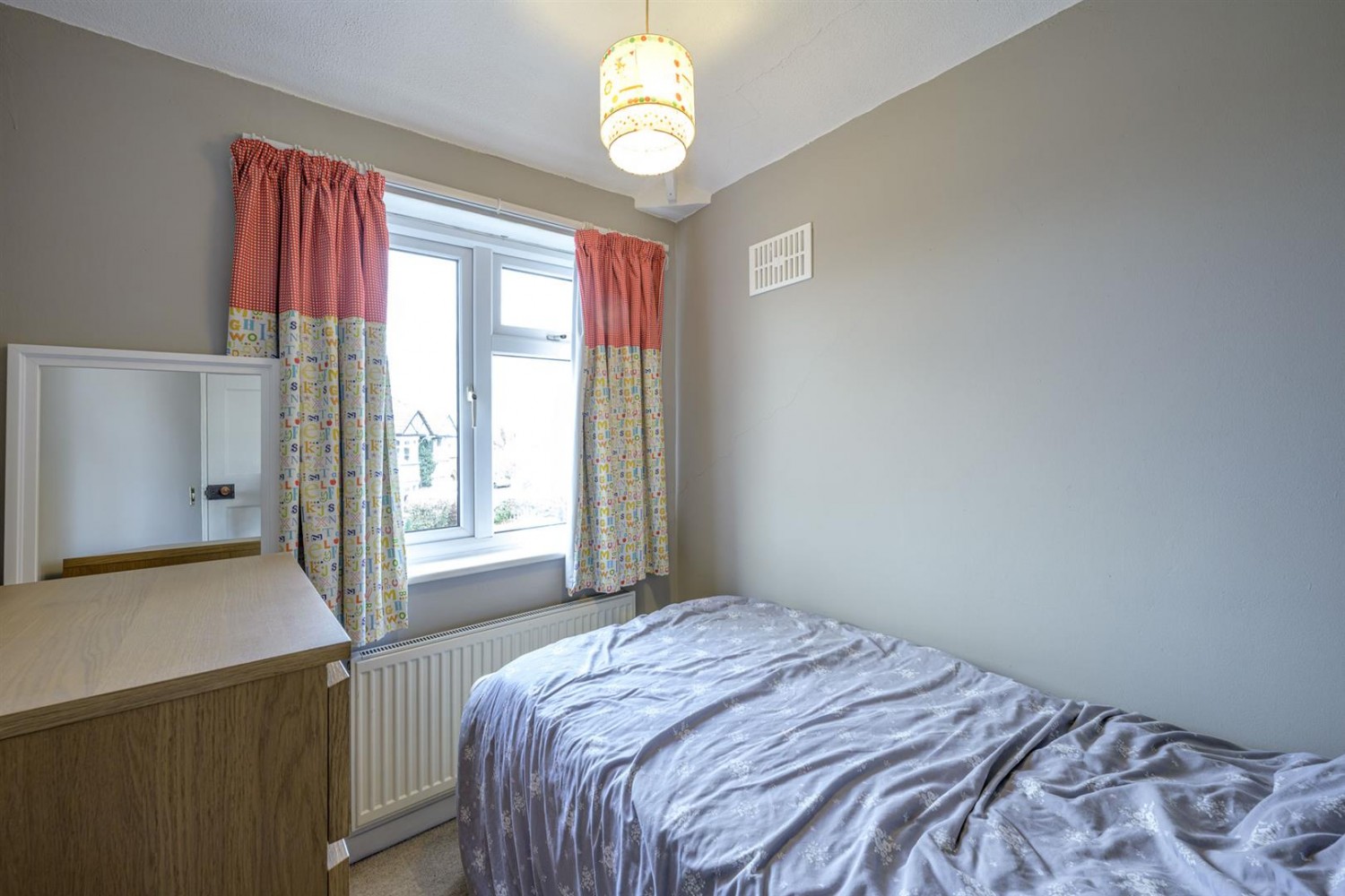 Oak Park Road, Stourbridge, DY8 5YG