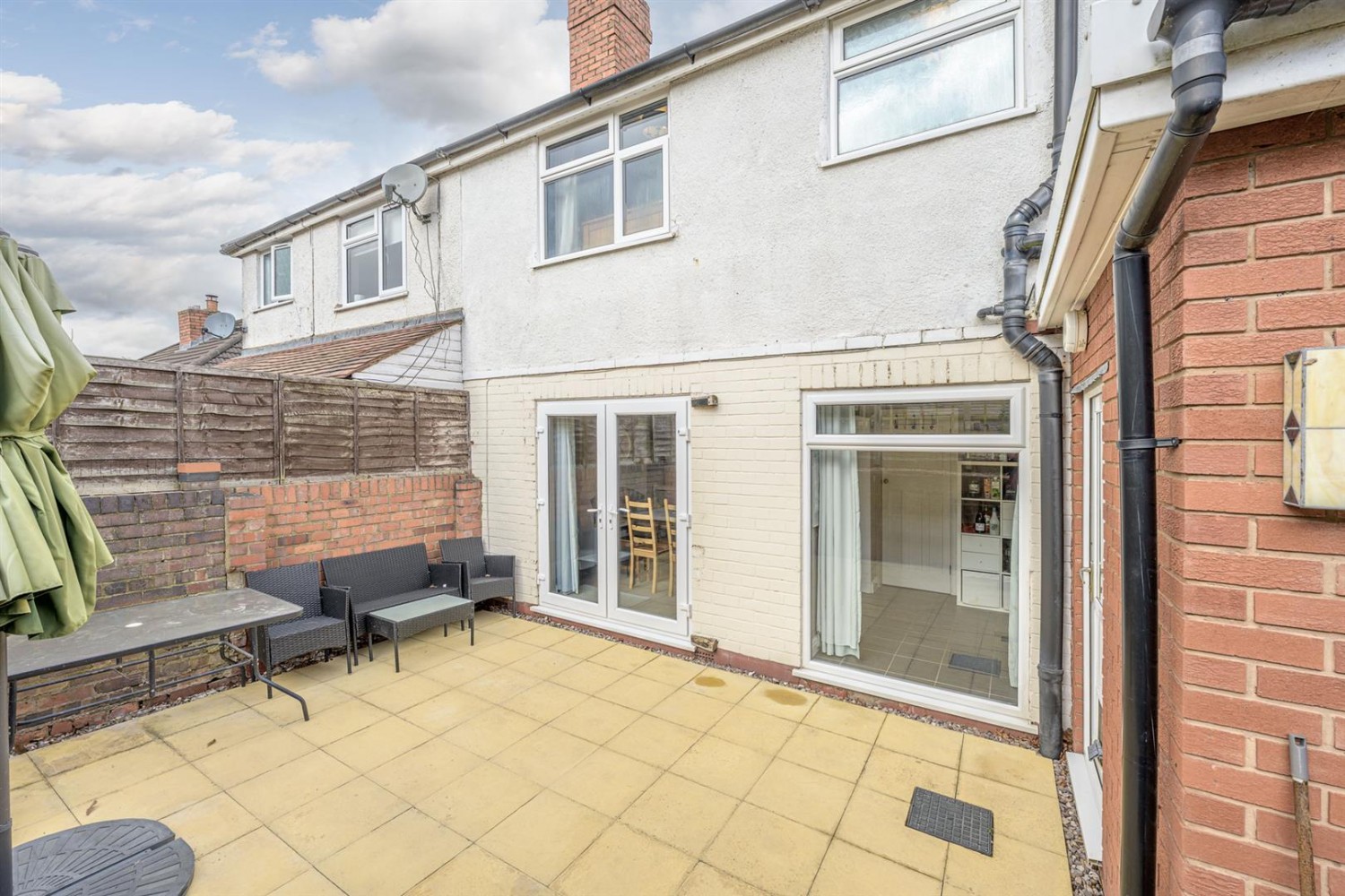 Oak Park Road, Stourbridge, DY8 5YG