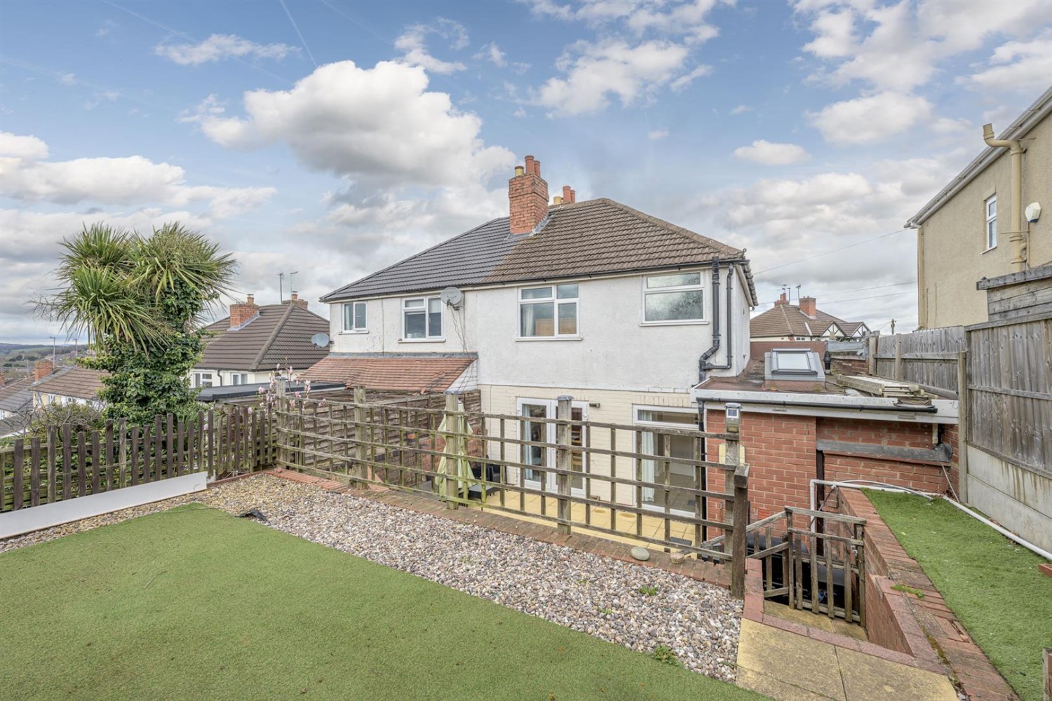 Oak Park Road, Stourbridge, DY8 5YG